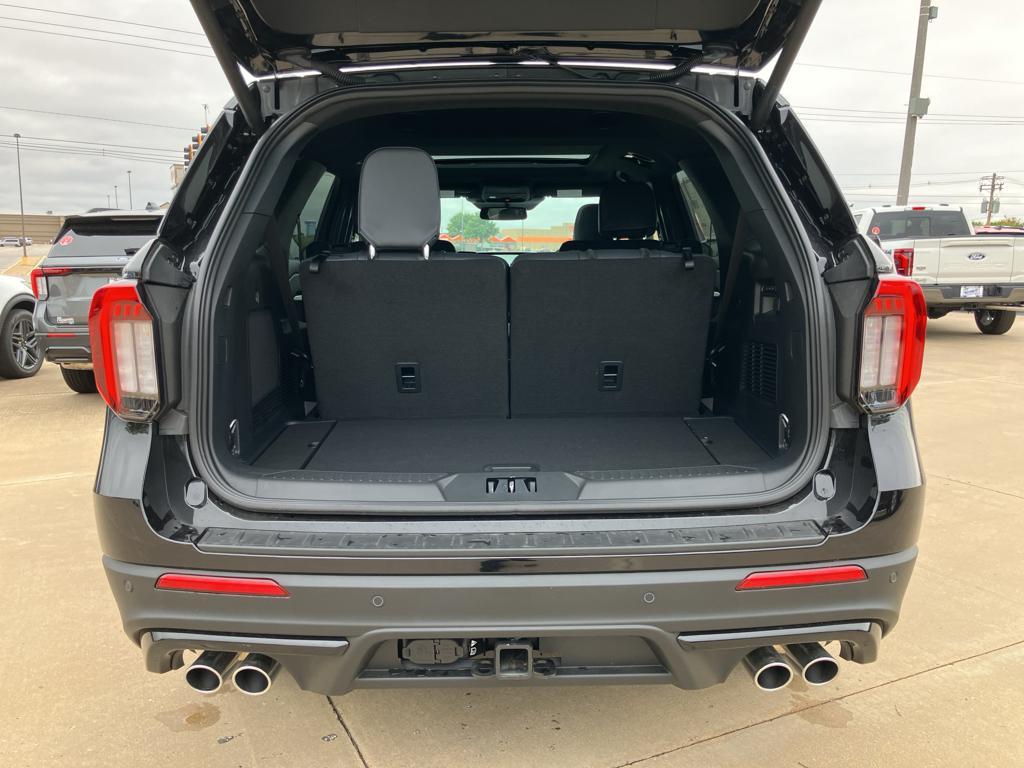 new 2025 Ford Explorer car, priced at $61,860