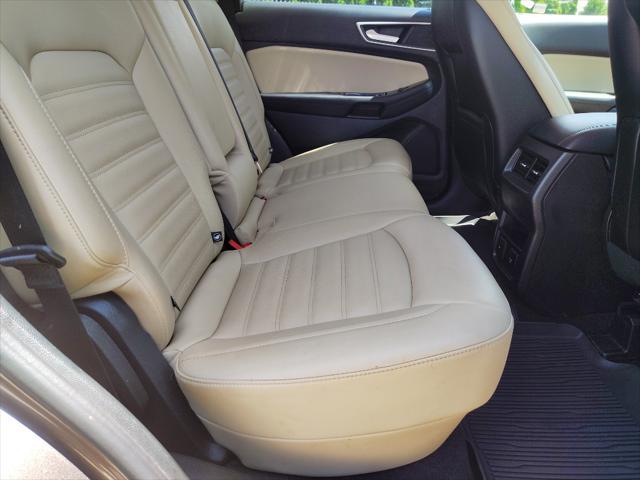 used 2019 Ford Edge car
