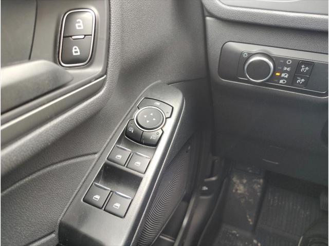 new 2025 Ford Escape car, priced at $30,019