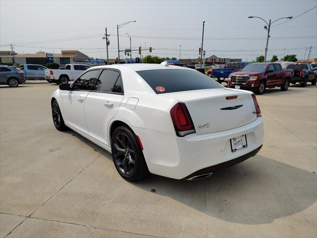 used 2021 Chrysler 300 car, priced at $24,996