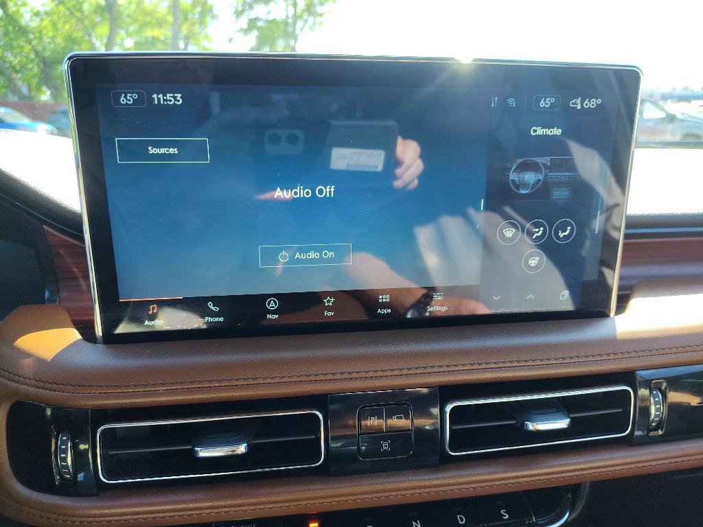 used 2023 Lincoln Nautilus car, priced at $37,591