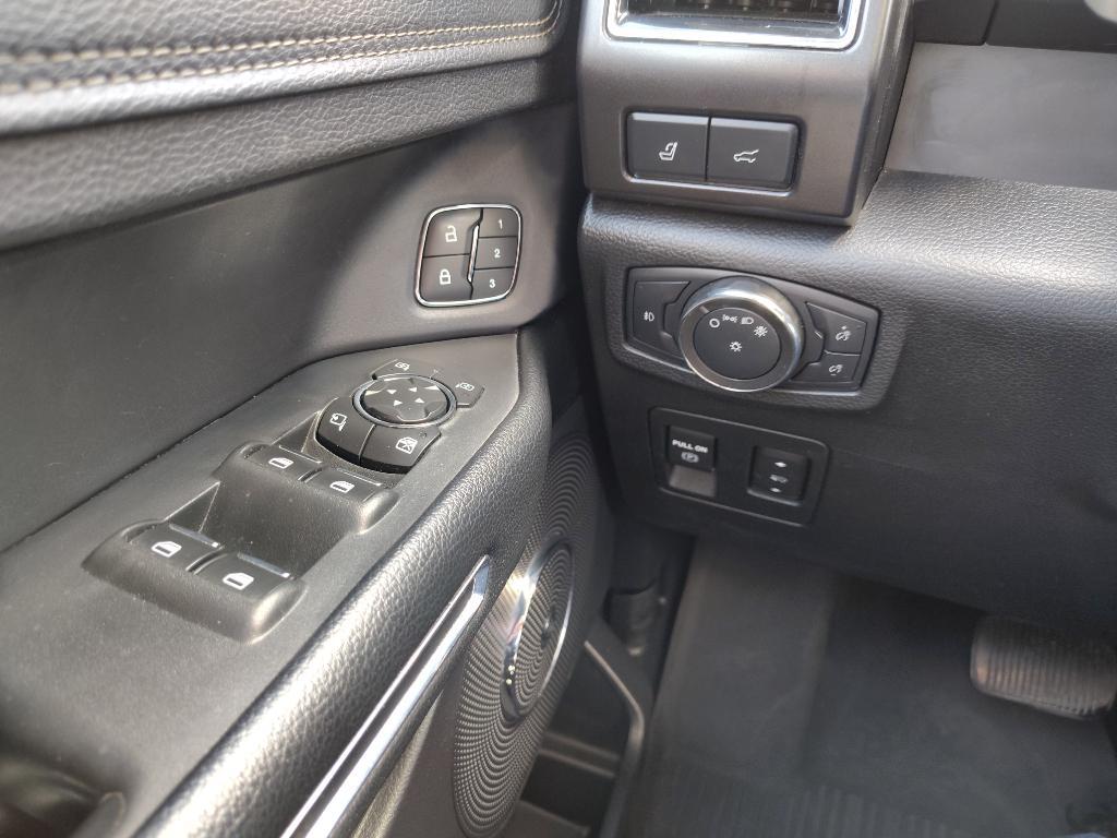 used 2021 Ford Expedition car, priced at $43,998