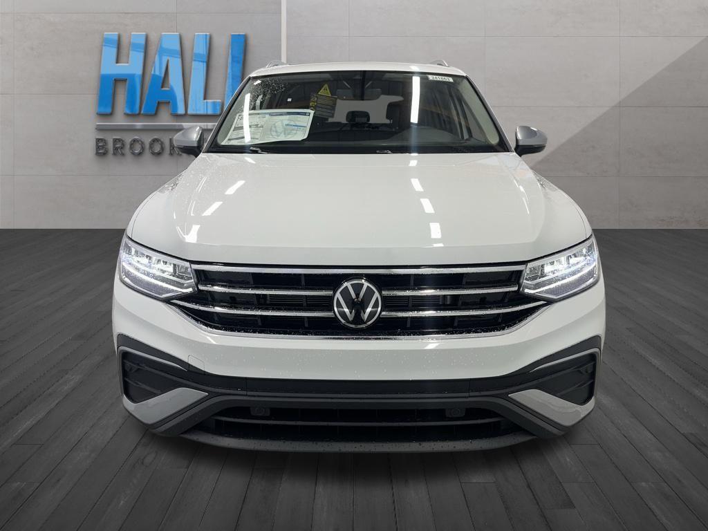 new 2024 Volkswagen Tiguan car, priced at $30,040