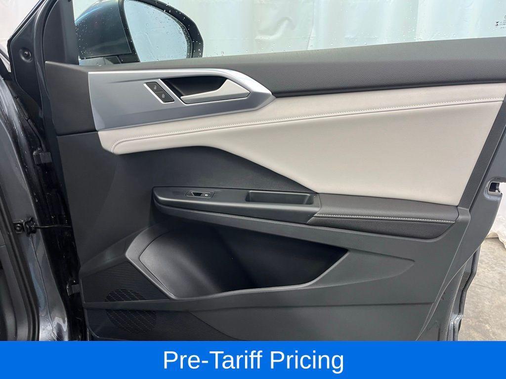 new 2025 Volkswagen Taos car, priced at $30,174