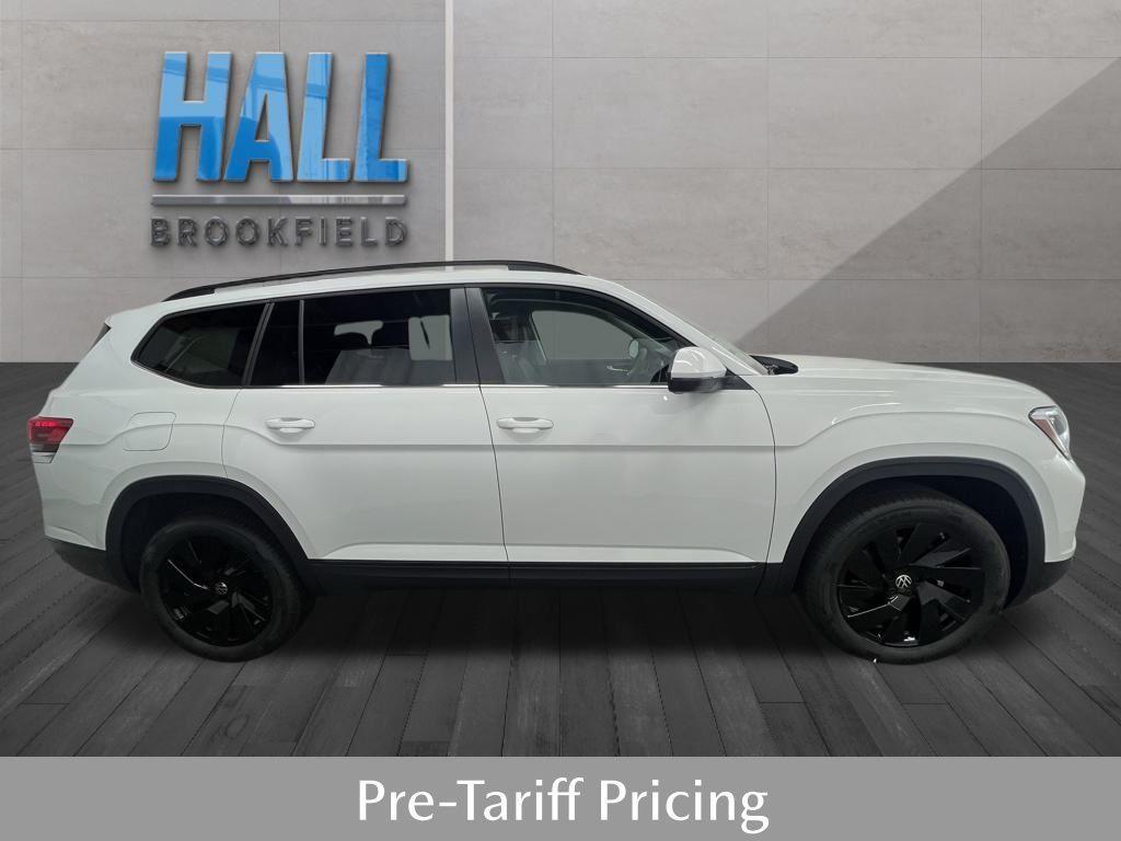 new 2025 Volkswagen Atlas car, priced at $44,353