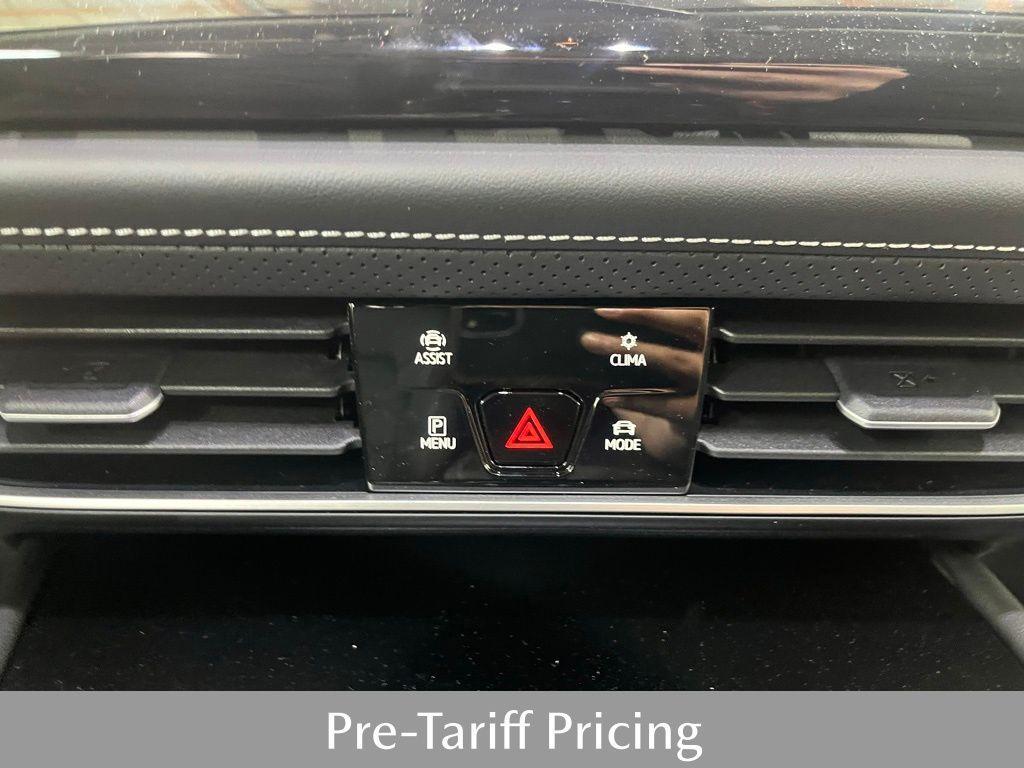new 2025 Volkswagen Atlas car, priced at $44,353