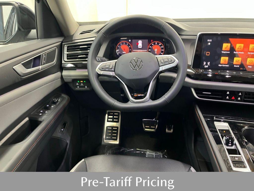 new 2025 Volkswagen Atlas car, priced at $45,046