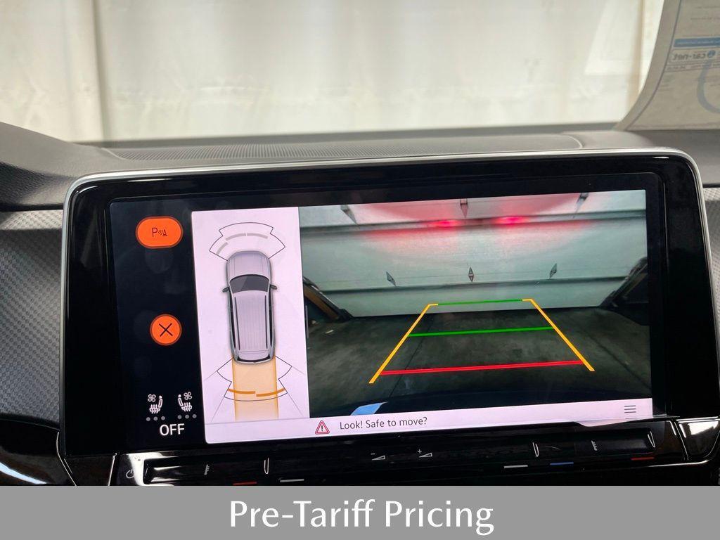 new 2025 Volkswagen Atlas car, priced at $45,046