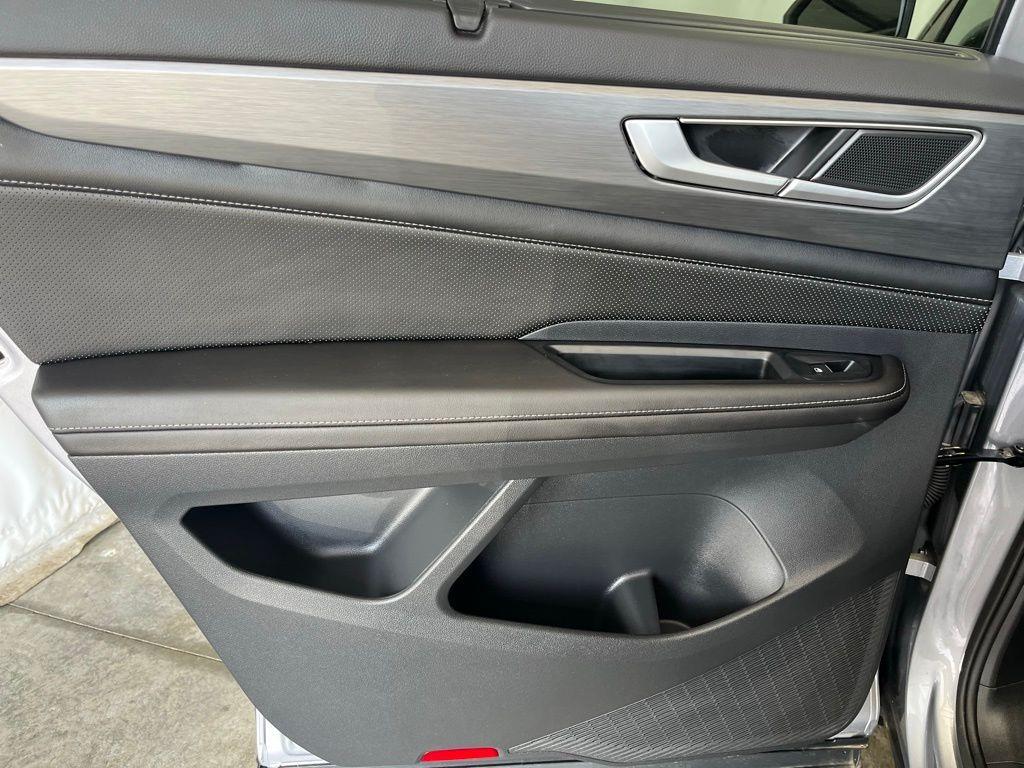 used 2024 Volkswagen Atlas Cross Sport car, priced at $38,991