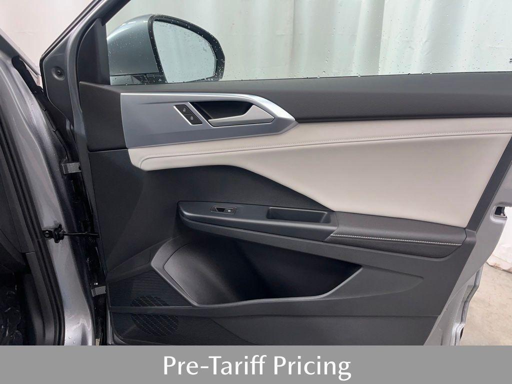 new 2025 Volkswagen Taos car, priced at $30,674