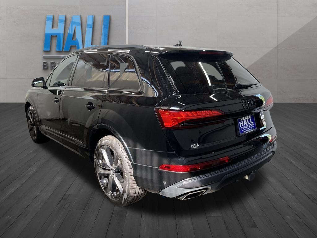 used 2025 Audi Q7 car, priced at $58,992