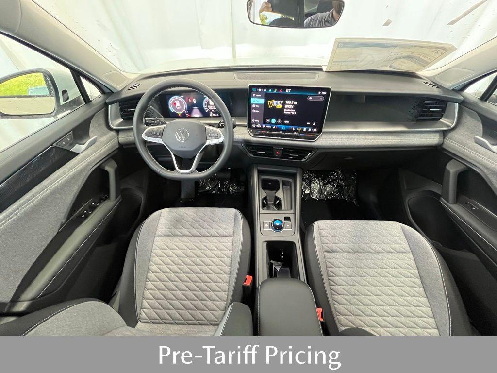 new 2025 Volkswagen Tiguan car, priced at $32,716