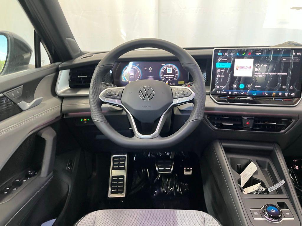 new 2025 Volkswagen Tiguan car, priced at $36,993