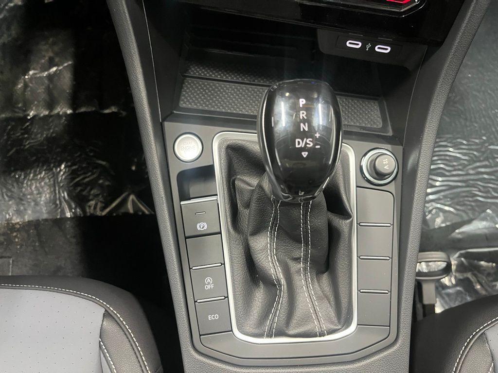 new 2025 Volkswagen Jetta car, priced at $27,042
