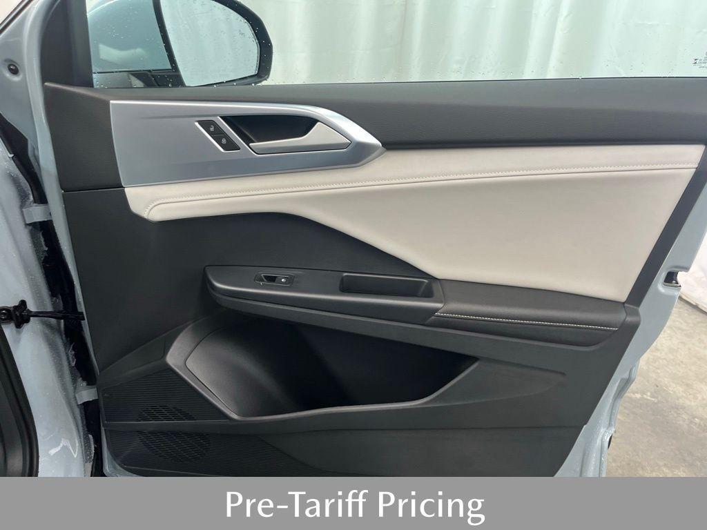 new 2025 Volkswagen Taos car, priced at $29,524