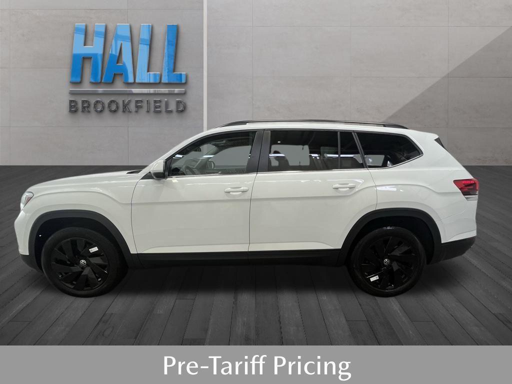 new 2025 Volkswagen Atlas car, priced at $44,353