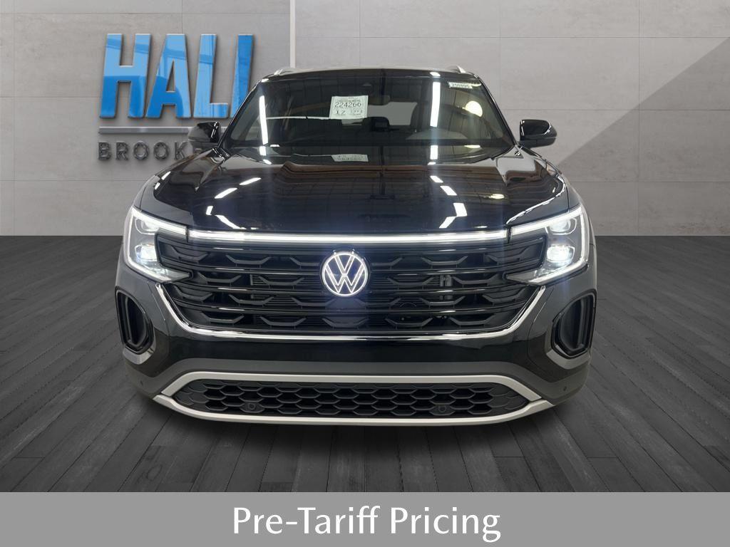 new 2025 Volkswagen Atlas Cross Sport car, priced at $42,437