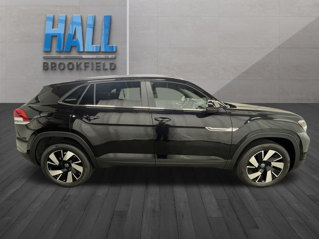 new 2025 Volkswagen Atlas Cross Sport car, priced at $41,437