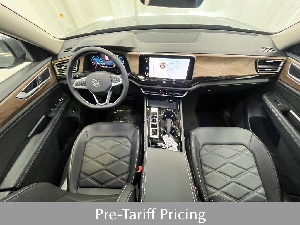 new 2025 Volkswagen Atlas car, priced at $43,168