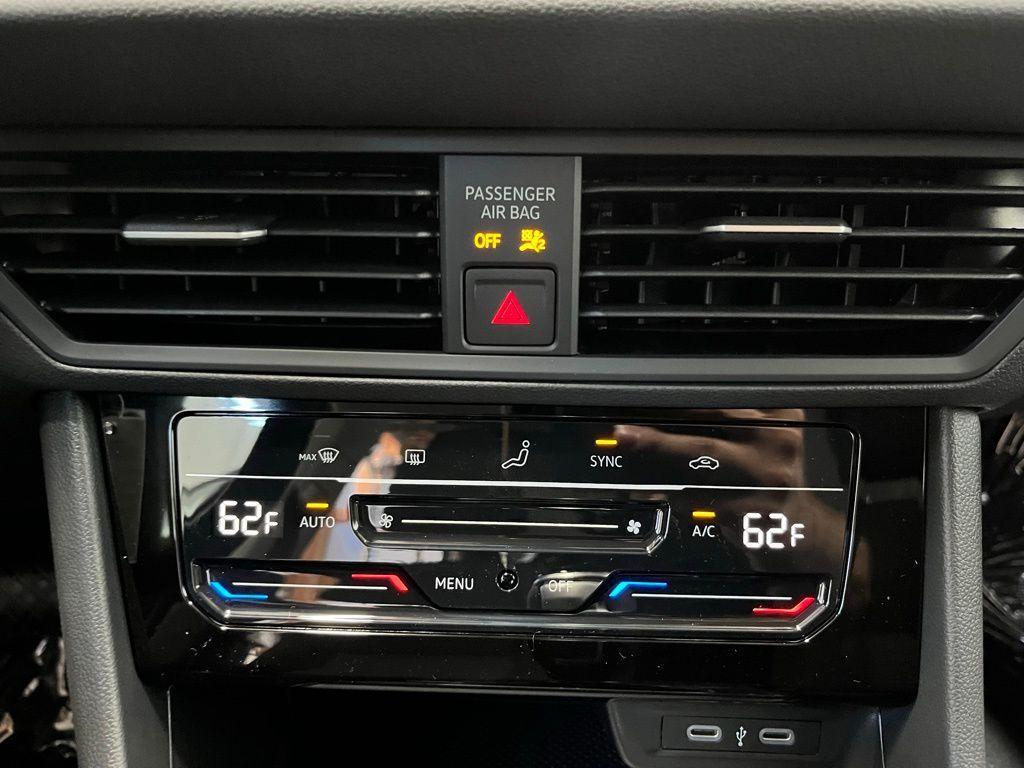 new 2025 Volkswagen Jetta car, priced at $21,353