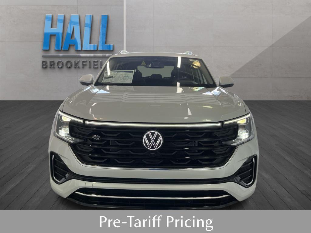 new 2025 Volkswagen Atlas car, priced at $51,782