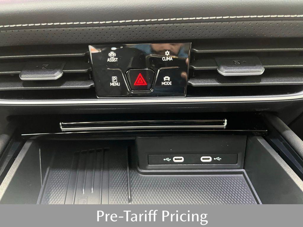 new 2025 Volkswagen Atlas car, priced at $51,782