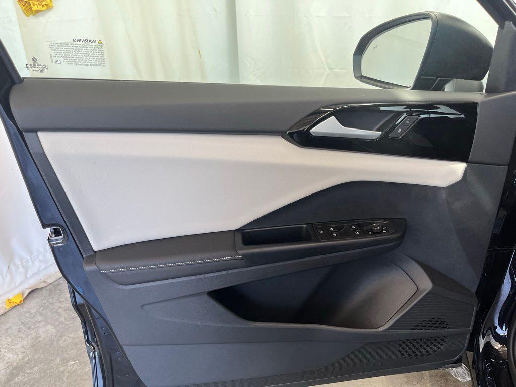 new 2025 Volkswagen Taos car, priced at $27,495