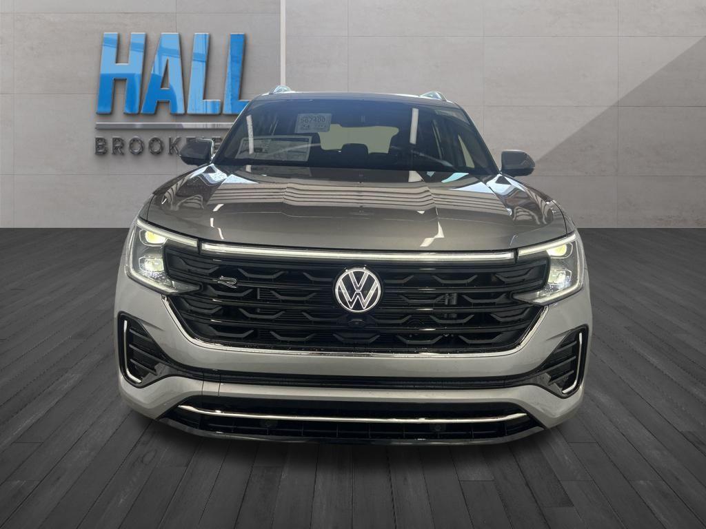 new 2025 Volkswagen Atlas car, priced at $50,116