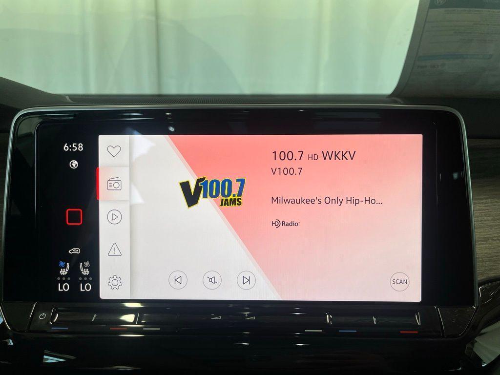 new 2025 Volkswagen Atlas car, priced at $50,116