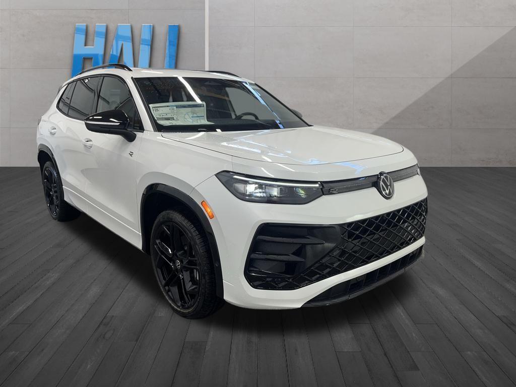 new 2025 Volkswagen Tiguan car, priced at $37,209