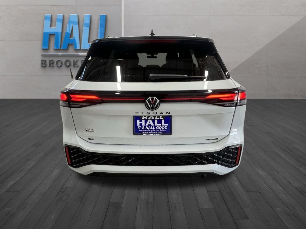 new 2025 Volkswagen Tiguan car, priced at $37,209