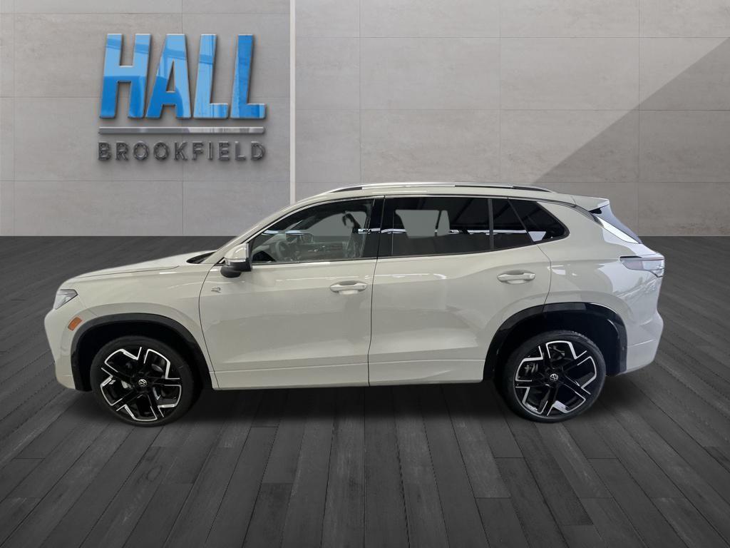 new 2026 Volkswagen Tiguan car, priced at $43,983