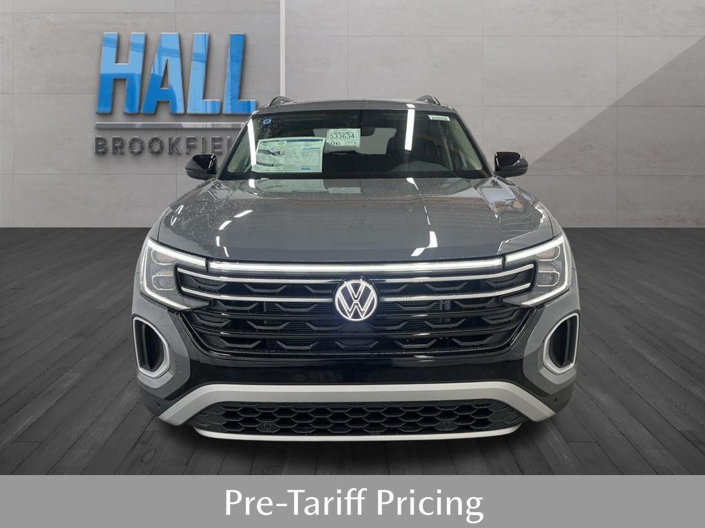 new 2025 Volkswagen Atlas car, priced at $46,144