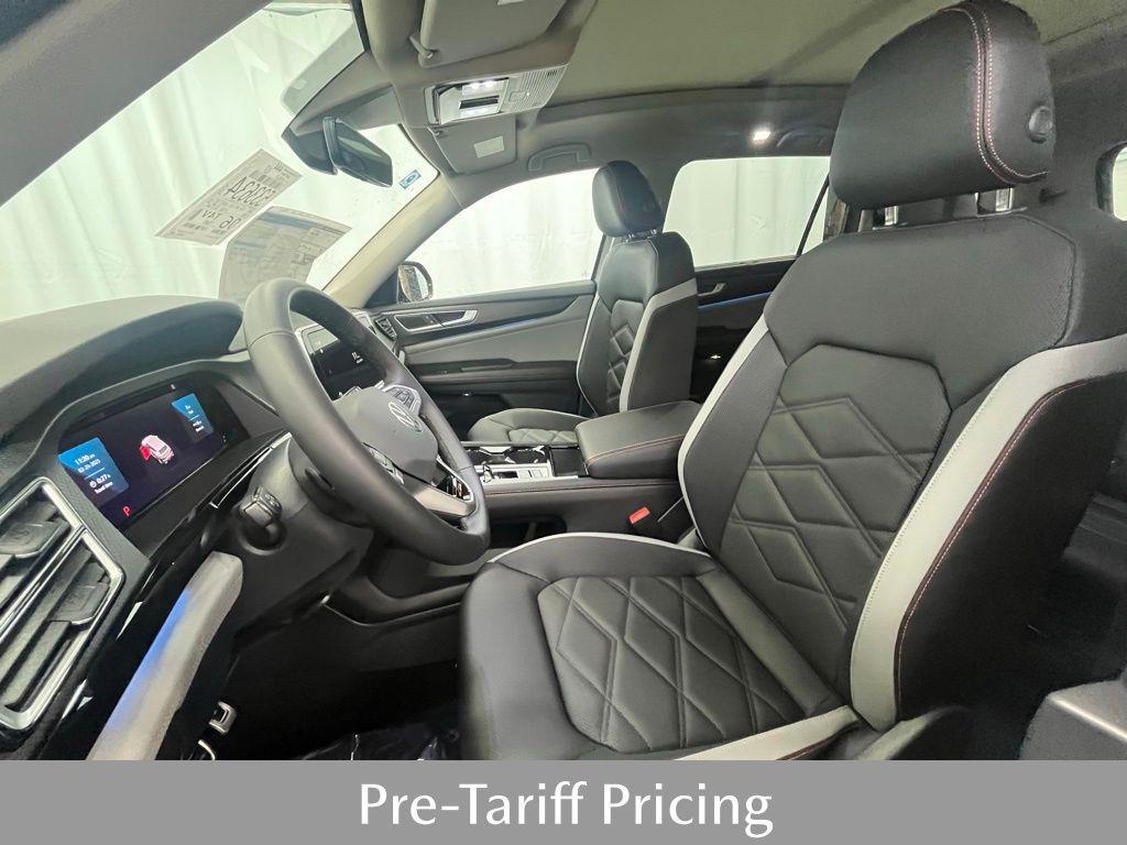 new 2025 Volkswagen Atlas car, priced at $46,144