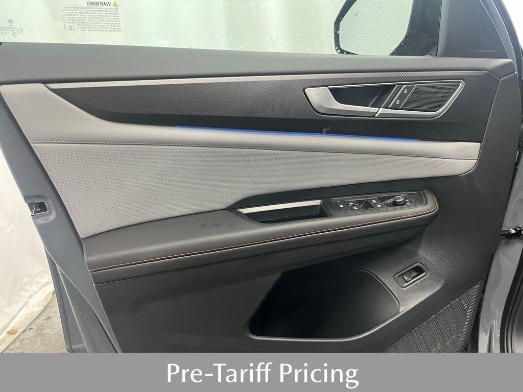 new 2025 Volkswagen Atlas car, priced at $46,144
