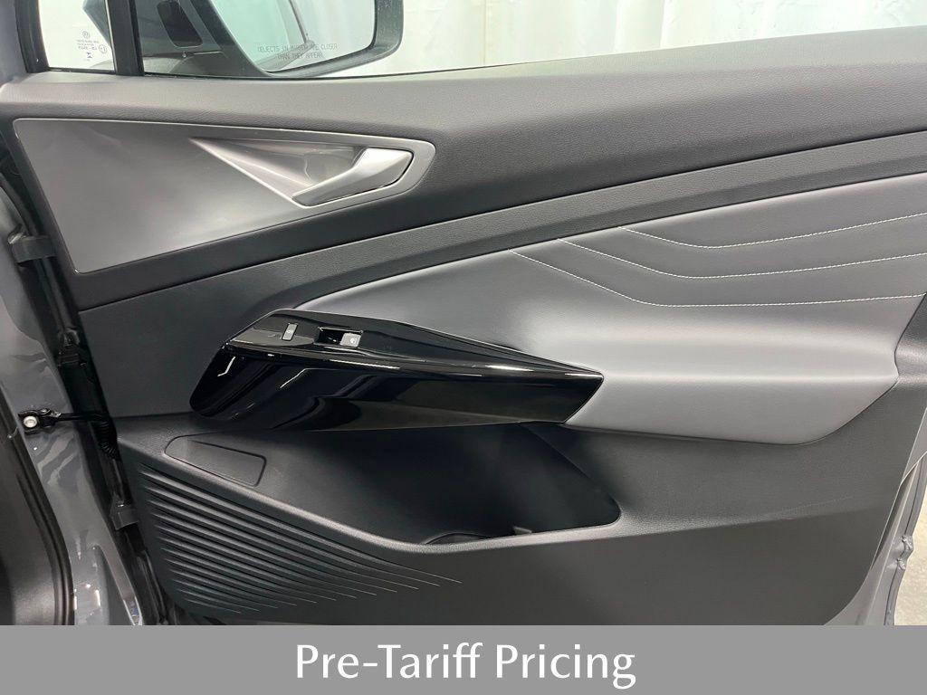 new 2025 Volkswagen ID.4 car, priced at $49,957