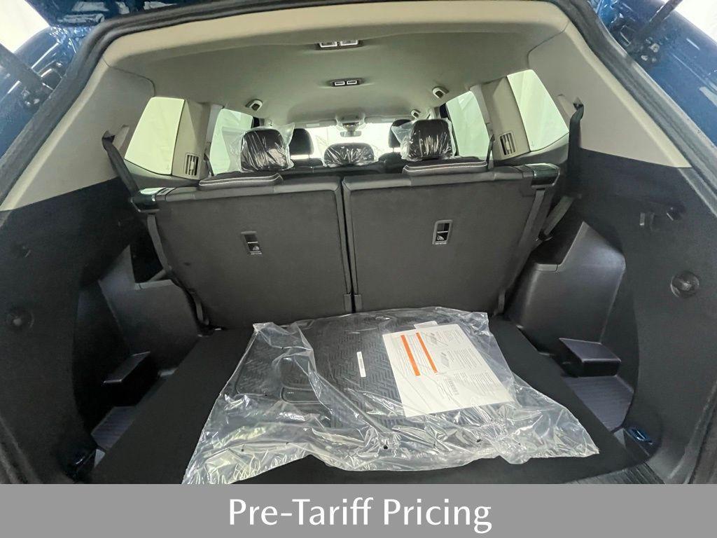 new 2025 Volkswagen Atlas car, priced at $38,711