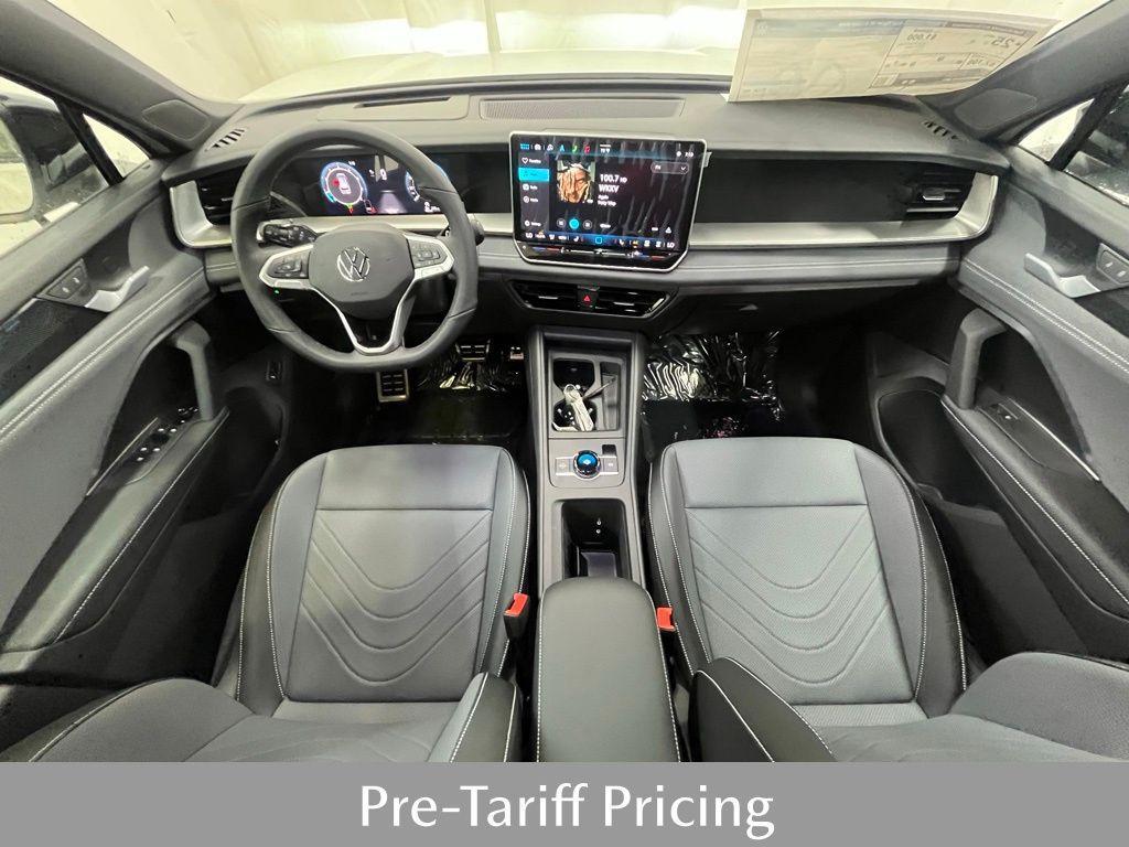 new 2025 Volkswagen Tiguan car, priced at $39,931