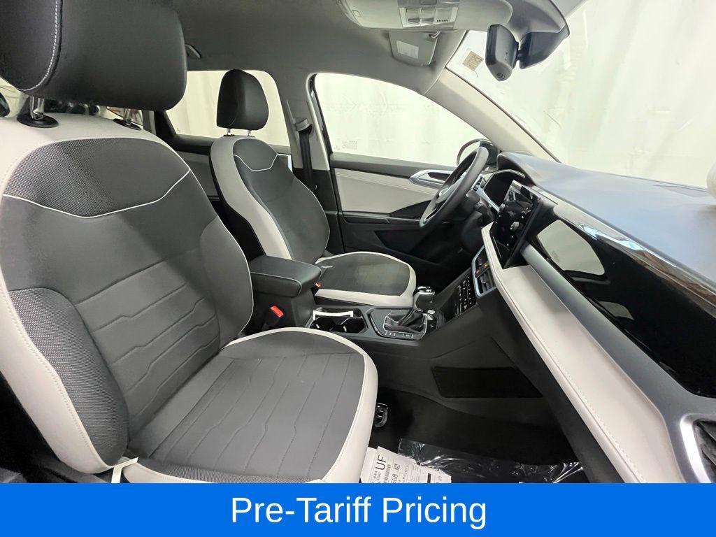 new 2025 Volkswagen Taos car, priced at $27,555