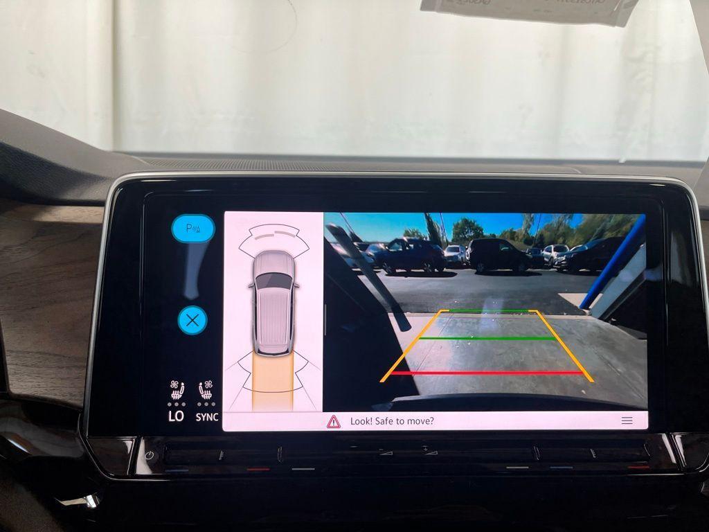 new 2026 Volkswagen Atlas car, priced at $45,566