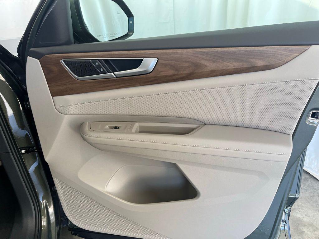 new 2026 Volkswagen Atlas car, priced at $45,566