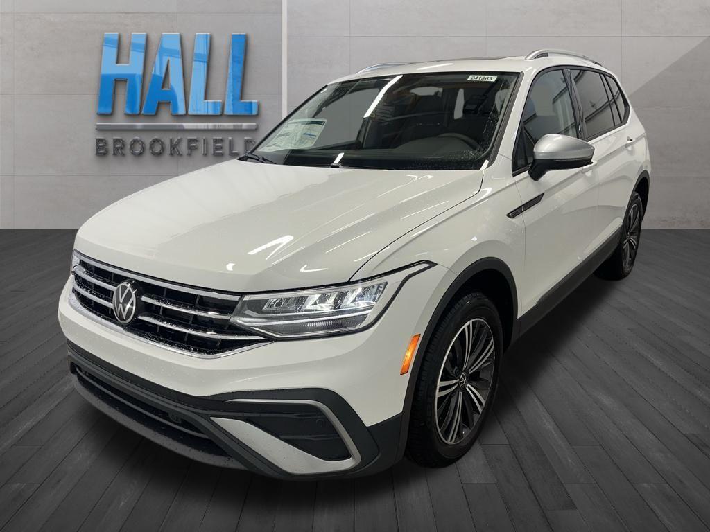 new 2024 Volkswagen Tiguan car, priced at $29,008