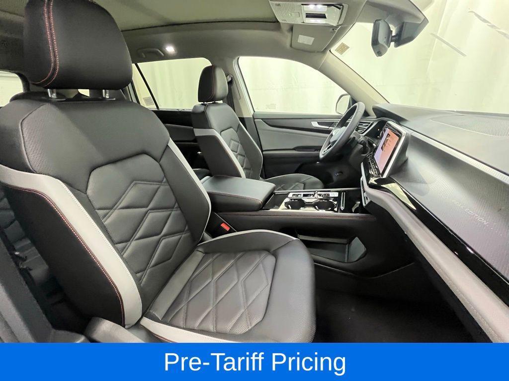 new 2025 Volkswagen Atlas car, priced at $44,609