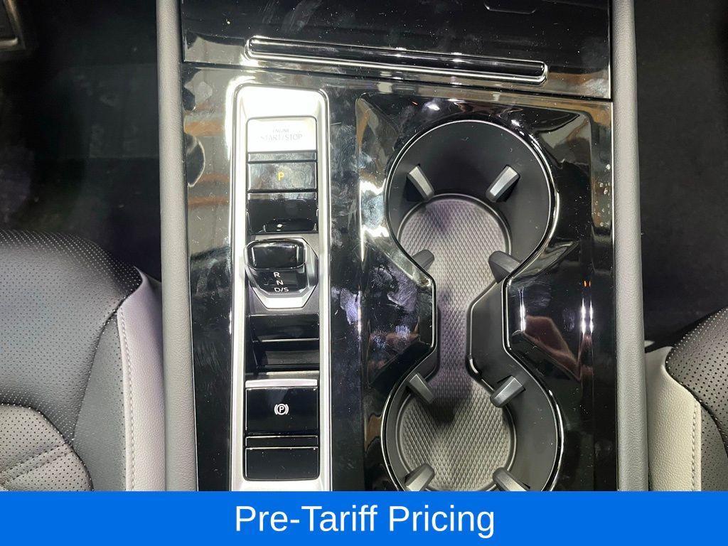 new 2025 Volkswagen Atlas car, priced at $44,609
