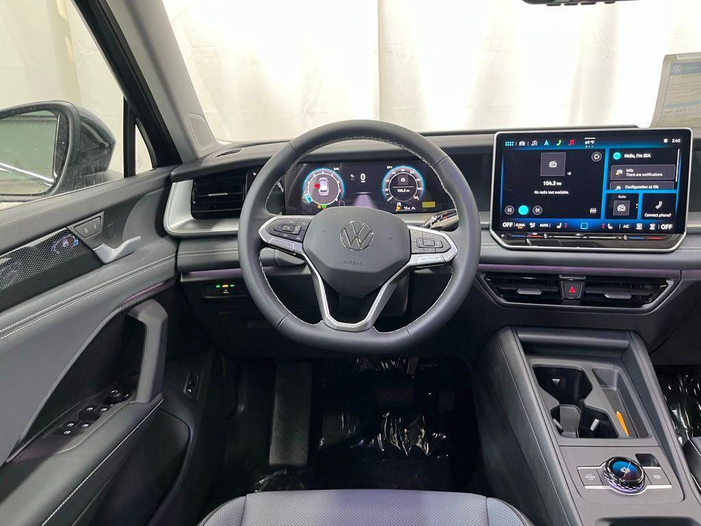 new 2025 Volkswagen Tiguan car, priced at $34,965