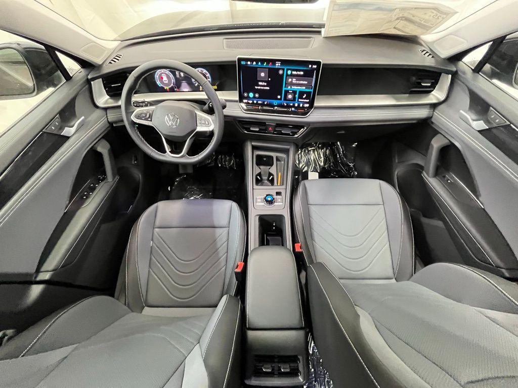 new 2025 Volkswagen Tiguan car, priced at $34,965