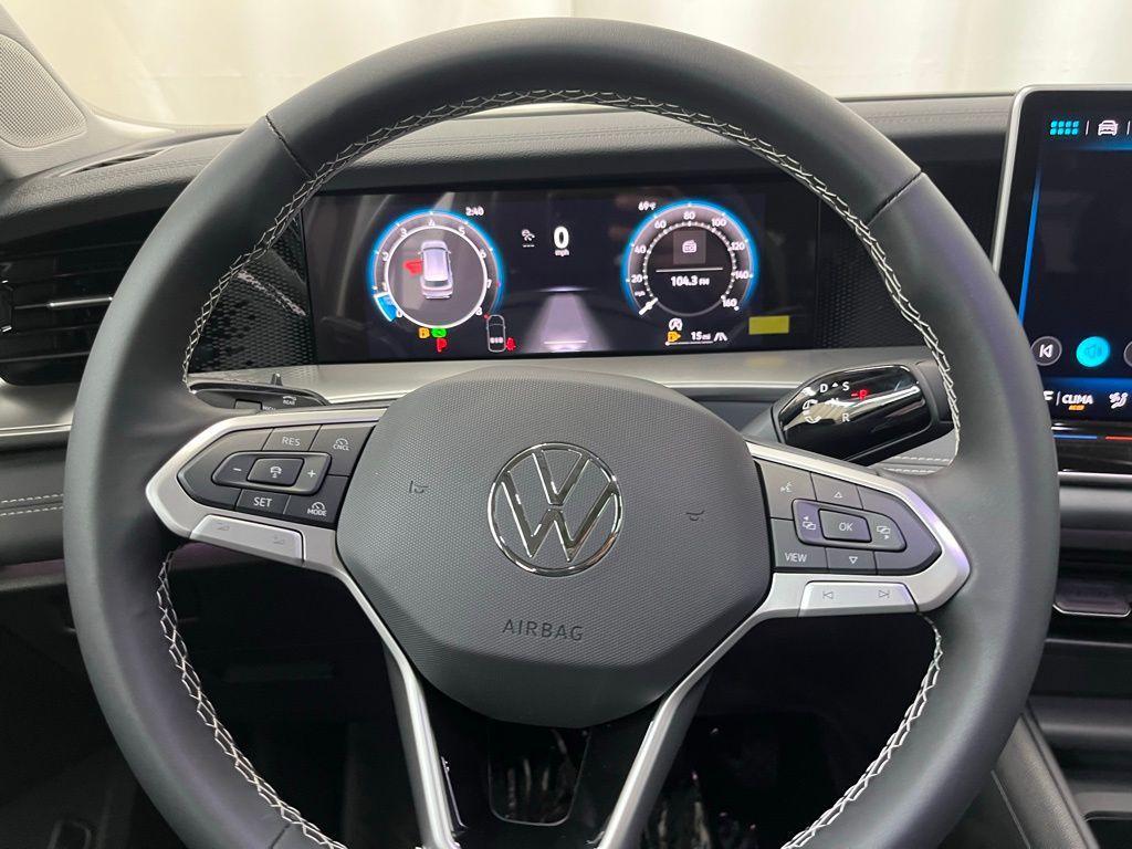 new 2025 Volkswagen Tiguan car, priced at $34,965