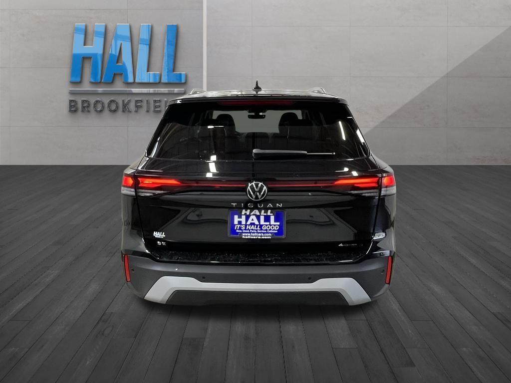 new 2025 Volkswagen Tiguan car, priced at $34,965