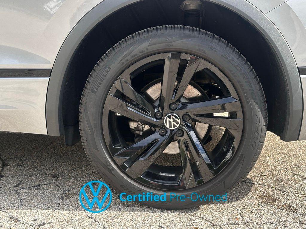 used 2024 Volkswagen Tiguan car, priced at $31,992