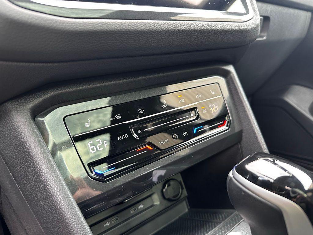 used 2024 Volkswagen Tiguan car, priced at $32,991